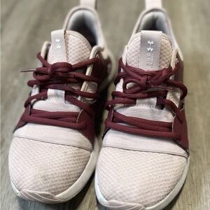 Under Armour Women’s Breathe Tennis Shoes Size 7 Lightweight Athletic Sneakers